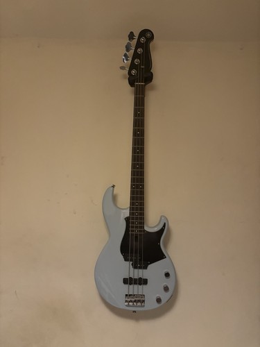 Yamaha bb434 string electric - 4-string,