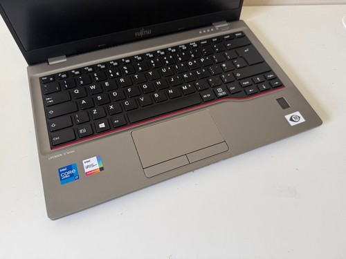 Fujitsu lifebook series - u,