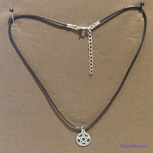 Small pentagram black waxed