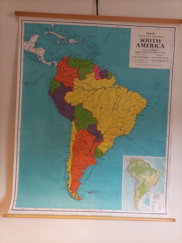 Vintage roll down - school, map