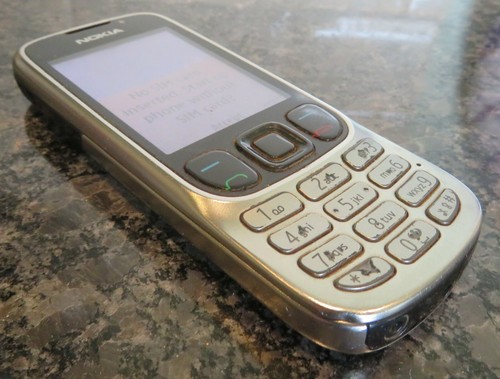Vintage nokia 6303ci mobile - vintage,