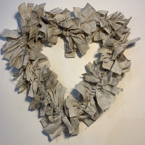 Cabbages and roses blue linen - cabbages,