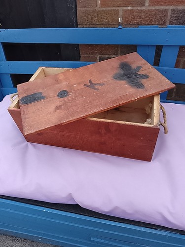 Wooden crate - wooden,
