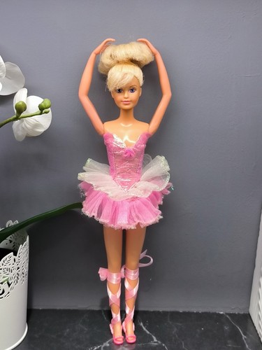 Vintage sindy barbie - ,