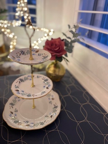 Colclough tier cake stand - colclough,