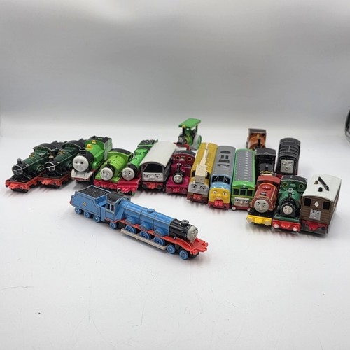 Job lot vintage thomas - of,