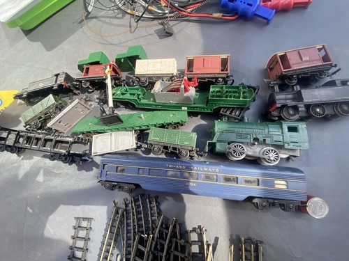 Tri ang train - tri-ang,