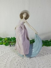 Lladro Spring Dance 5663