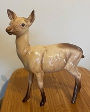 BESWICK Figurine #999A - Doe by Arthur Gredington - 6" Tall