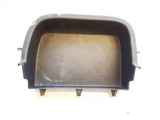 77294s04g000 Glove Box