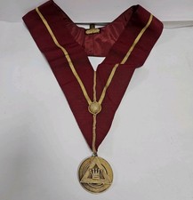 Antique 1934 Royal Arch