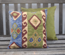 15"  zipped cushion 'Shirvan'