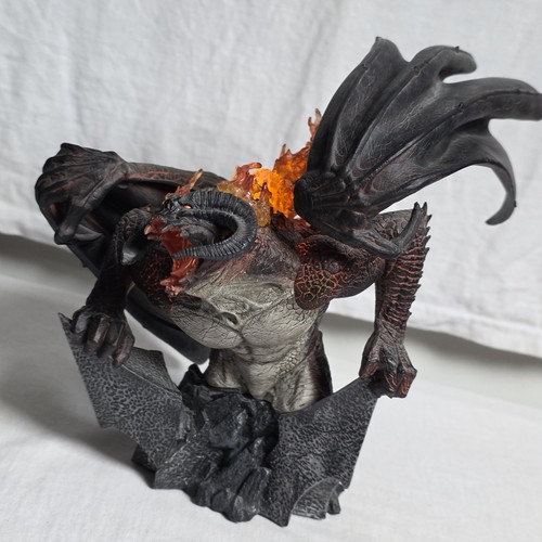 Balrog bust lord of the - -,