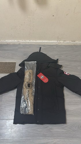 Canada goose wyndham - goose, red