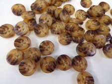 Imitation Horn Brown Buttons