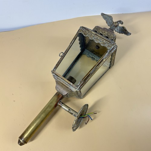 Carriage lamp eagle top - carriage,