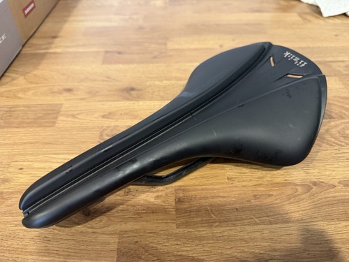 Fizik antares versus - versus, r1