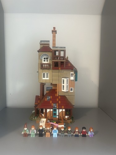 Lego harry potter the burrow - -,