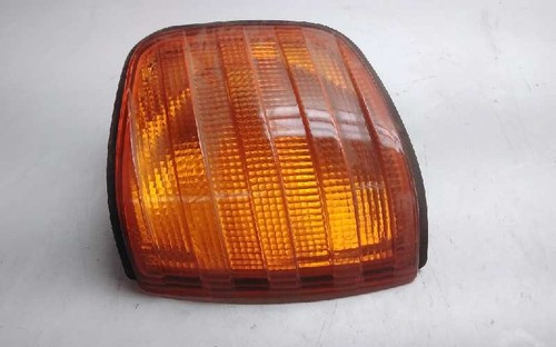 1305233920 right tailgate - right,