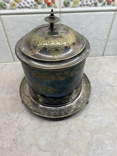 Vintage silver plated biscuit - silver,