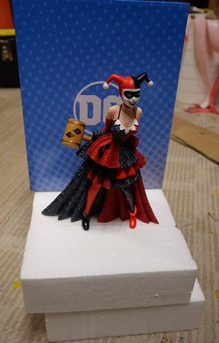 Comics harley quinn enesco - comics,