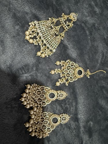 Gold earrings tikka and jumar - and,