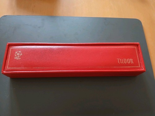 Tudor watch box case red - watch,