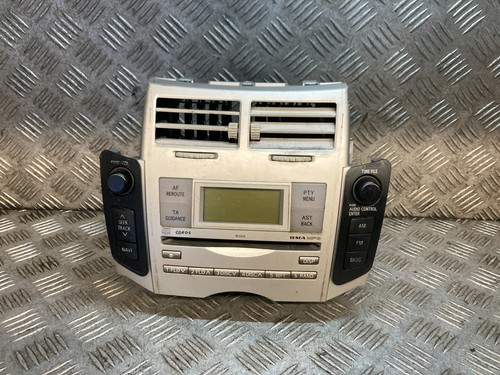 Toyota yaris mk2 - sr,