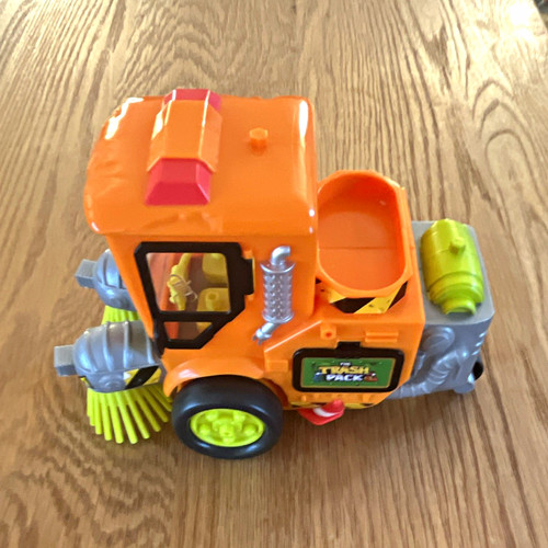 Trash pack street - street, sweeper