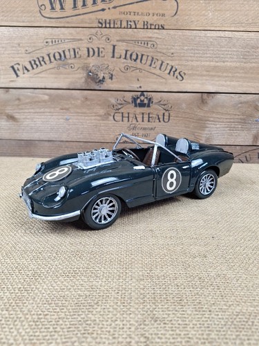 Vintage type jaguar - 30, d
