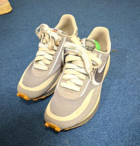 Sacai clot nike waffle kiss - sacai,