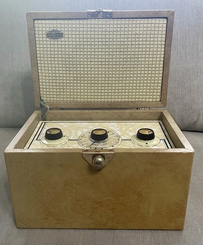 1950s ever ready portable - ever,