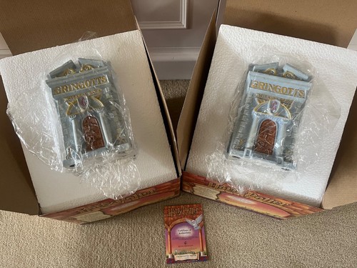 Pair royal doulton harry - royal,