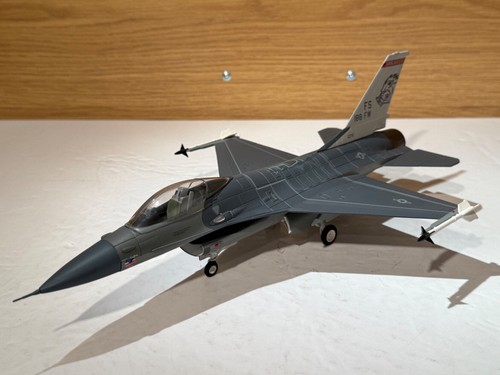 Franklin mint 16 falcon - mint, f-16