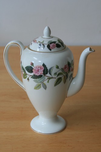 Wedgewood hathaway rose bone - hathaway,