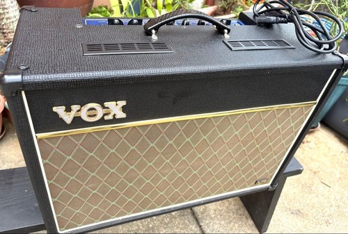 Vox ac15vr guitar amplifier - vox,