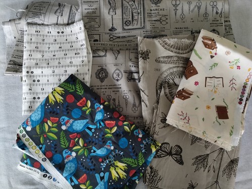Various off cuts fabric - off,