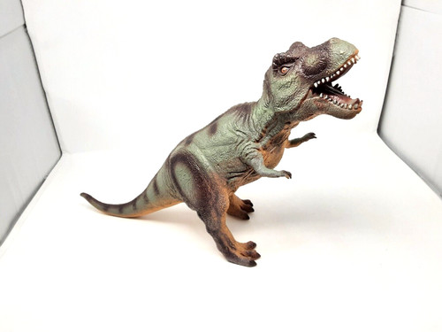 Large 34cms tall 51cms long - tall,