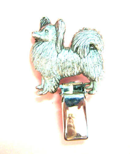 Lovely silver finish - a,