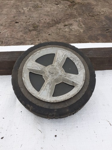 Snapper pedestrian mower rear