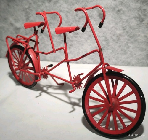 Metal bicycle model tandem - bicycle,