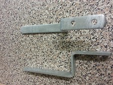 2 X galvanised slip rail brackets 100 mm x 50 mm barn door