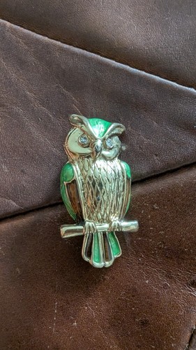 Vintage owl brooch - owl,
