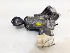 GENUINE 2019 TOYOTA YARIS  45020-0D04 IGNITION SET WITH KEY
