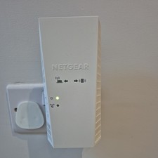 NETGEAR AC1900 WiFi Range
