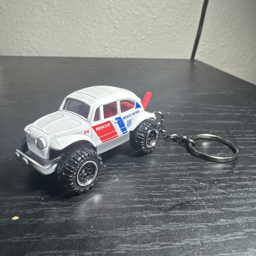 Baja bug white keychain - vw,