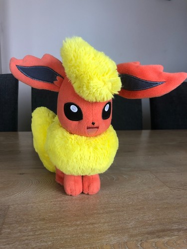 Official pokemon flareon tomy - official,