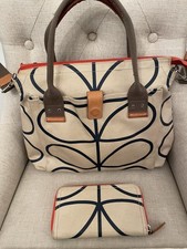 Orla Kiely Navy Stem Design