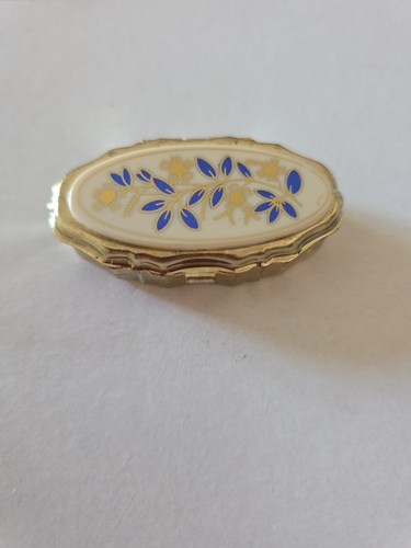 Vintage gold coloured metal - coloured,