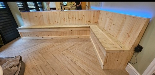 Led bespoke raked - raked, corner